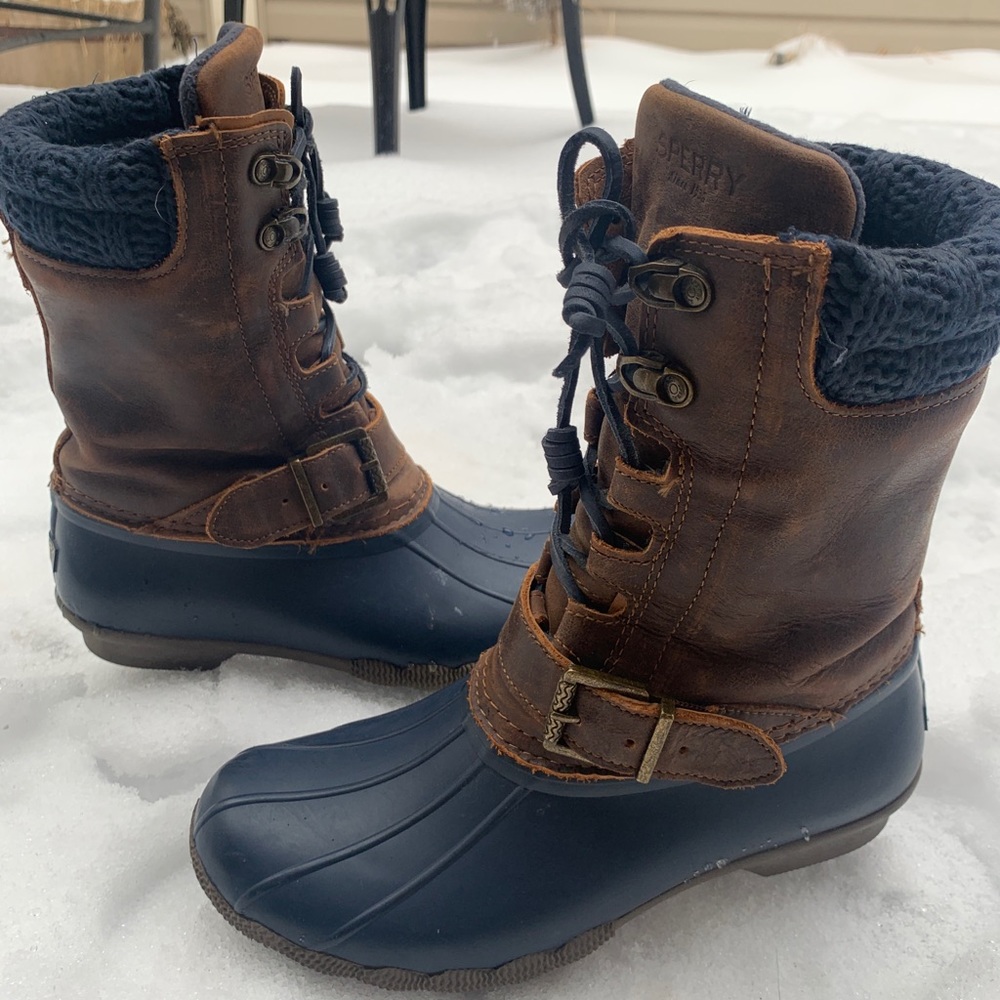 Duck boots
